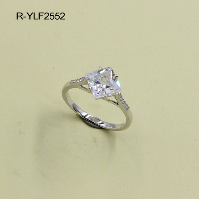 Radiant Cut Pear berbentuk CZ Perak cincin Prong Set 925 Sterling Perak Perhiasan halus