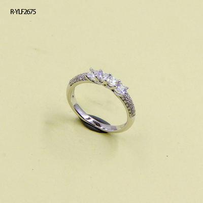 Berbentuk pir AAA CZ 925 Perak Ring Prong Setting 2mm Band Perhiasan halus
