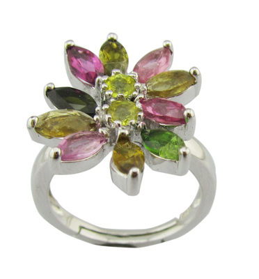 Cincin Batu permata berlapis rhodium yang elegan dalam bentuk bulat dan oval untuk tourmaline mode yang elegan