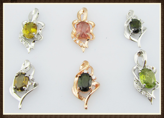 925 Silver Gemstone Pendant Turmalin Berwarna dan Zircon Batu Utama Desain Air Mata