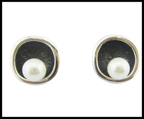 Pearl Round Putih Pearl Style Klasik Perak 925 Perhiasan Set dengan AAA CZ dan Rhodium Plating Sterling Perhiasan Pernikahan