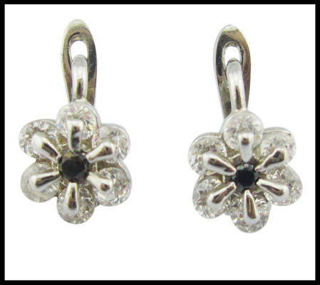 Cz Batu Ukuran 1.0-1.25mm Nikel Bebas Kubic Zirconia 925 Perhiasan Perak dengan Bunga Desain Earring perak sterling mawar