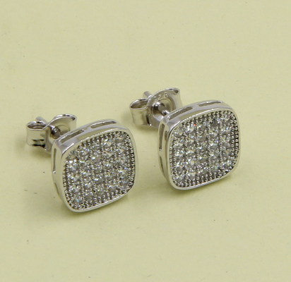Sparkling Square Sterling Silver Stud Earrings with Cubic Zirconia Earrings perak sterling sederhana Earrings silver post