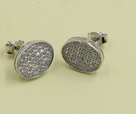 Sparkling Square Sterling Silver Stud Earrings with Cubic Zirconia Earrings perak sterling sederhana Earrings silver post