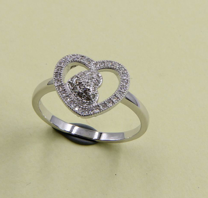 925 Perak Sterling Ring Zirconia Kubic Potong Bulat Untuk Wanita Perak Sterling Heart Ring Stackable Perak Cz Ring