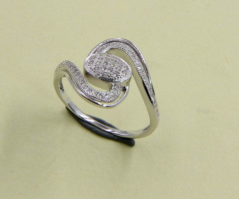 Swirl Elegant Sparkle Round CZ Diamond Simulated Cocktail Swirl Ring 925 Perak Gadis Ulang Tahun Pernikahan