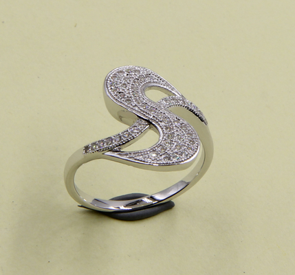Swirl 925 Perak Sterling Bulat CZ Cincin Perkawinan Dengan Pave Perak Sterling Fashion Cincin Perak Untuk Pria 925