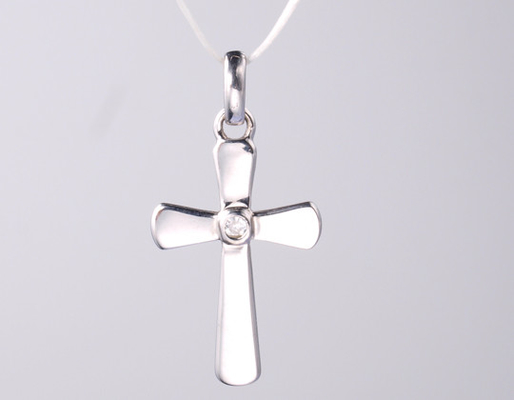 New Cross Koleksi 925 Sterling Silver Religious Pendant dengan berkilau kubik Zirconia es Crossd keluar liontin