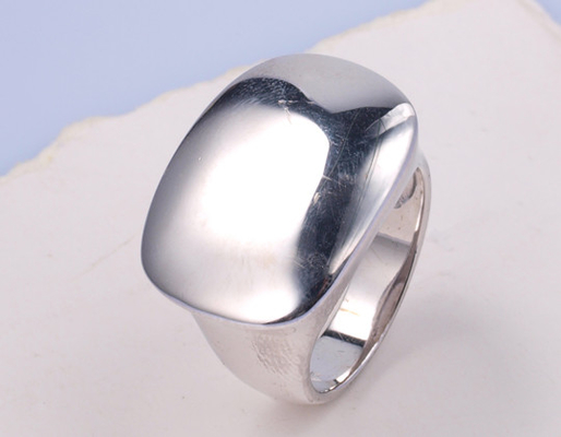 Oksidasi 925 Perak CZ Cincin berkilauan CZ Batu pada 925 Sterling Perak Pita perak sterling cincin dengan batu cincin perak sederhana