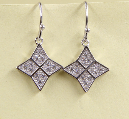 925 Sterling Silver Four-leaf Clover Earrings With Cubic Zirconia Stones Dangle Earring Unik CZ Kualitas Tinggi