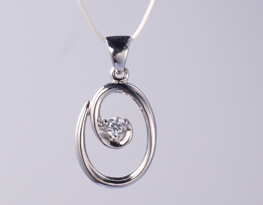 Perhiasan Teardrop Pear Bentuk Geometri 925 Sterling Perak Religious Pendant Dengan Batu Zircon 925 Perak CZ Pendant
